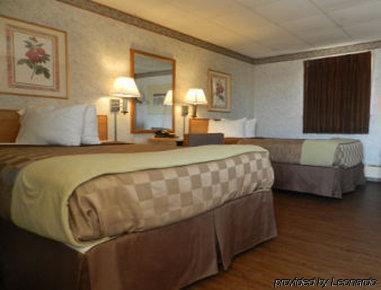 Rodeway Inn Pittsfield Εξωτερικό φωτογραφία