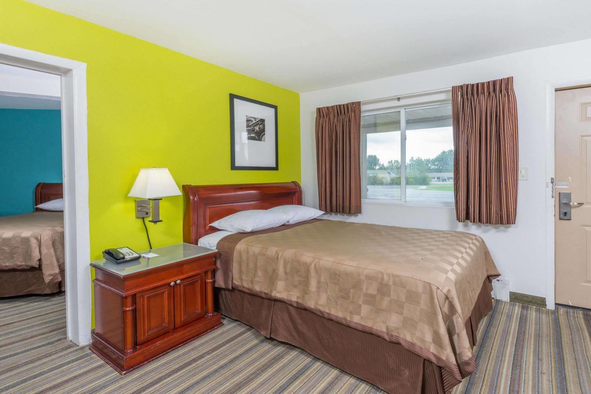 Rodeway Inn Pittsfield Εξωτερικό φωτογραφία