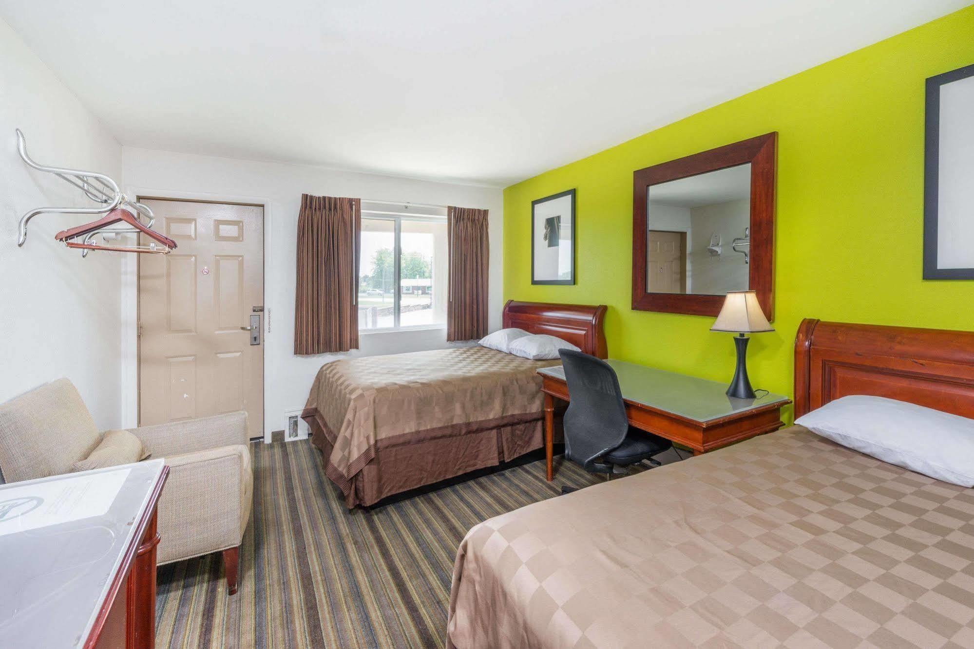 Rodeway Inn Pittsfield Εξωτερικό φωτογραφία